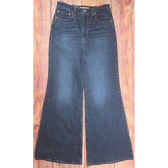 Levis Ribcage Bell High Rise Jeans 30X32 Blue Denim Slim Hip & Thigh NWT NEW - Picture 1 of 9